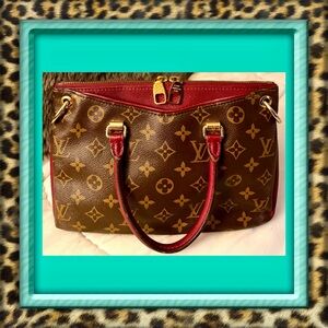 👑✅PRICE FIRM✅AUTHENTIC Louis Vuitton Pallas BB. NO STRAP